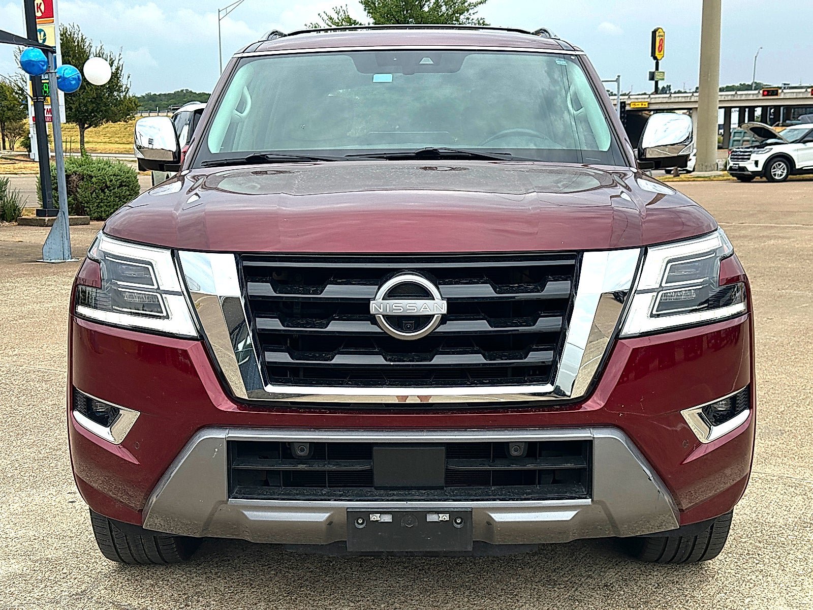 Used 2023 Nissan Armada Platinum w/ Captain's Chairs Package RWD image 11