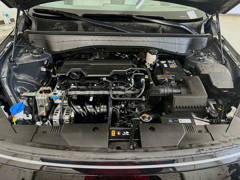 Used 2025 Hyundai Kona SEL image 33