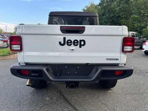 Used 2020 Jeep Gladiator Sport AWD/4WD image 4