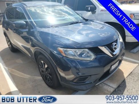 Used 2016 Nissan Rogue S FWD image 2