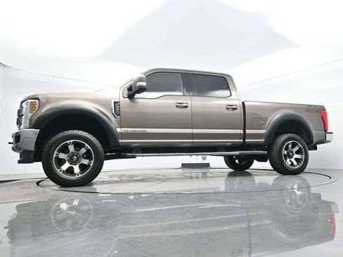 Used 2018 Ford F250 Lariat w/ Lariat Value Package image 44