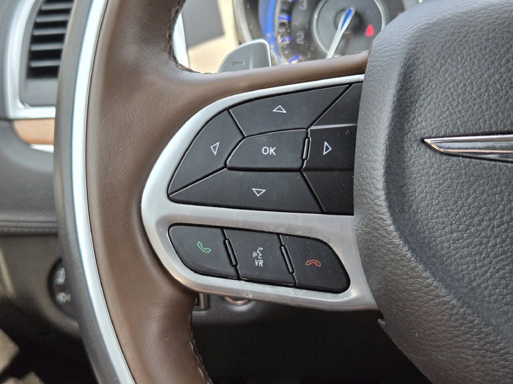 Used 2018 Chrysler 300 C w/ Sun, Sound & Nav Package RWD image 26