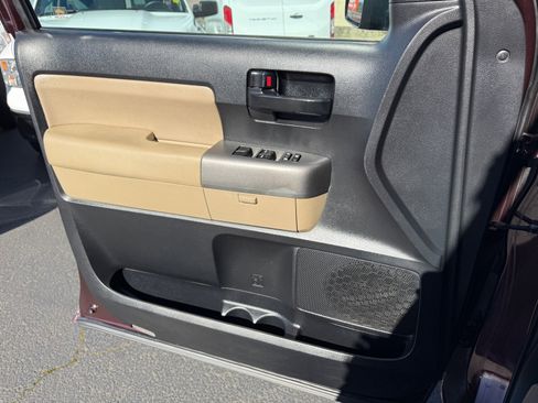 Used 2012 Toyota Sequoia SR5 w/ Premium Pkg image 37