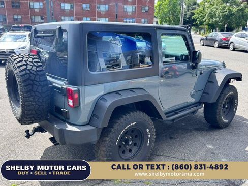 Used 2015 Jeep Wrangler Rubicon w/ Dual Top Group AWD/4WD image 5