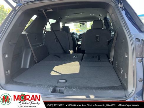 Certified 2023 Chevrolet Traverse LT AWD/4WD image 12