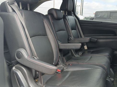 Used 2023 Honda Odyssey Sport image 13
