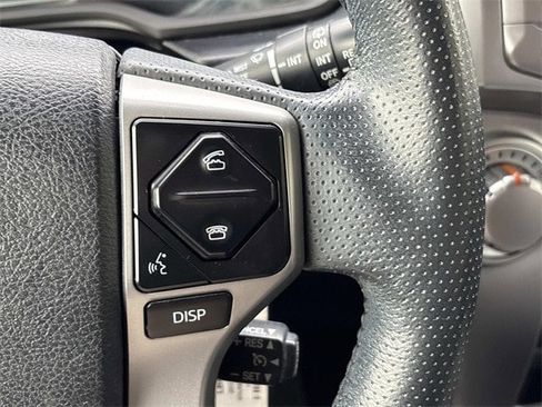 Used 2019 Toyota 4Runner SR5 w/ Four Season Floor Mat Package image 30