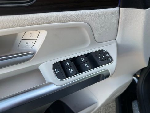 New 2026 Mercedes-Benz GLB 250 4MATIC image 15
