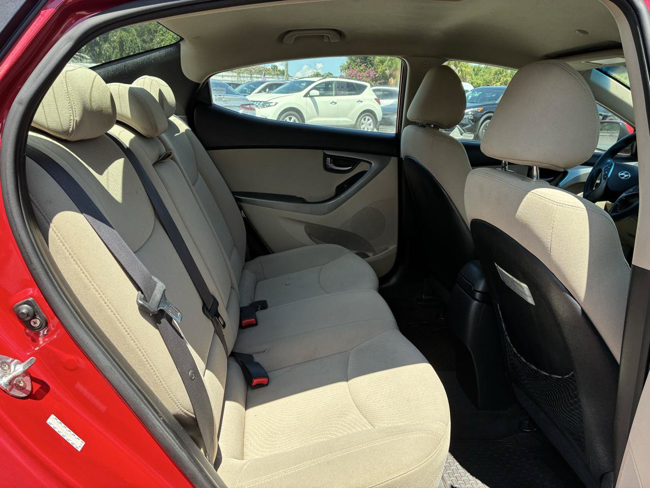 Used 2016 Hyundai Elantra SE w/ Option Group 02 FWD image 10