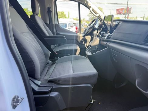 Used 2024 Ford Transit 350 XLT image 13