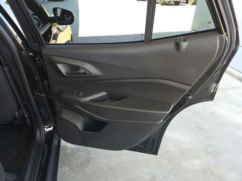 Used 2024 Chevrolet Trax RS w/ Driver Confidence Package FWD image 45