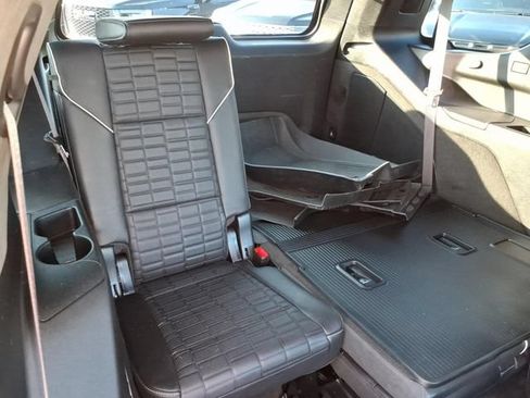 Used 2023 Cadillac Escalade Premium Luxury Platinum w/ LPO, Floor Liner Package AWD/4WD image 23