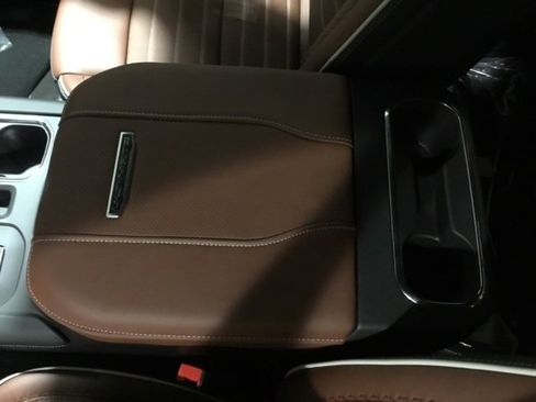 New 2024 GMC Sierra 2500 Denali Ultimate image 51