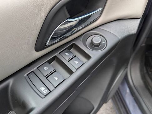Used 2013 Chevrolet Cruze LS FWD image 14