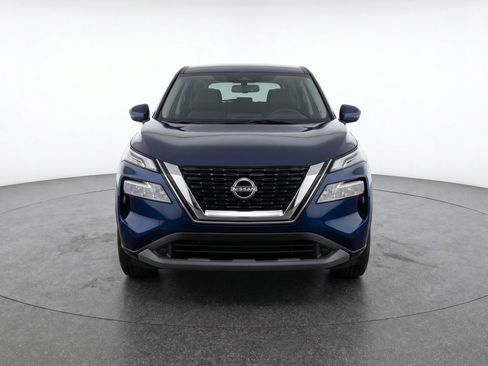 Used 2025 Nissan Rogue SV AWD/4WD image 2
