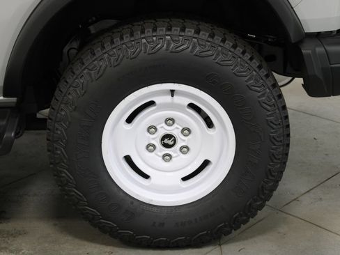 New 2026 Ford Bronco Heritage Edition AWD/4WD image 17