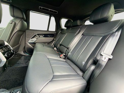 New 2026 Land Rover Range Rover SE AWD/4WD image 21