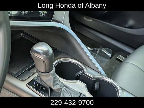 Used 2023 Toyota Camry SE FWD image 21
