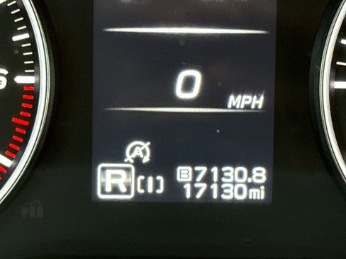 Used 2025 Subaru Crosstrek 2.0i Premium w/ Convenience Package #2 image 30