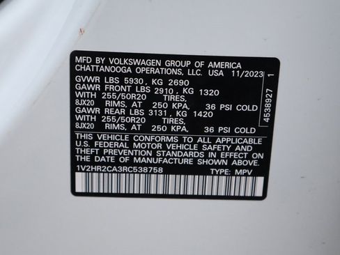 Used 2024 Volkswagen Atlas SE image 40