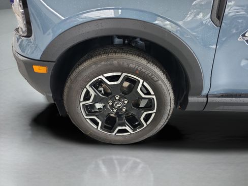 New 2026 Ford Bronco Sport Outer Banks w/ Outer Banks Tech Package+ AWD/4WD image 30