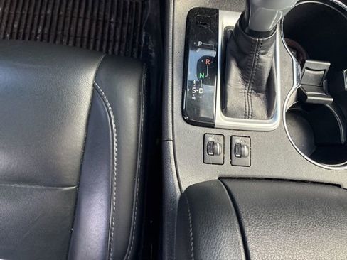 Used 2018 Toyota Highlander SE AWD/4WD image 14