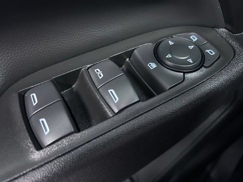 Used 2024 Chevrolet Equinox LT AWD/4WD image 5