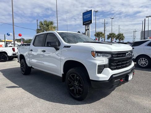 Used 2025 Chevrolet Silverado 1500 LT Trail Boss w/ Protection Package image 3