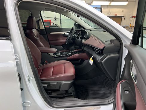 New 2026 Buick Envision Sport Touring image 25