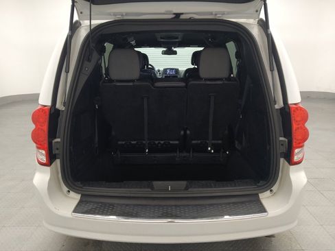Used 2018 Dodge Grand Caravan GT FWD image 29
