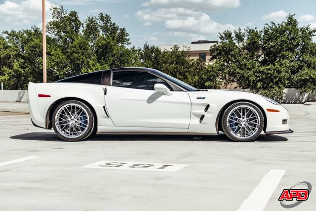 Used 2011 Chevrolet Corvette ZR1 w/ Preferred Equipment Group RWD image 12