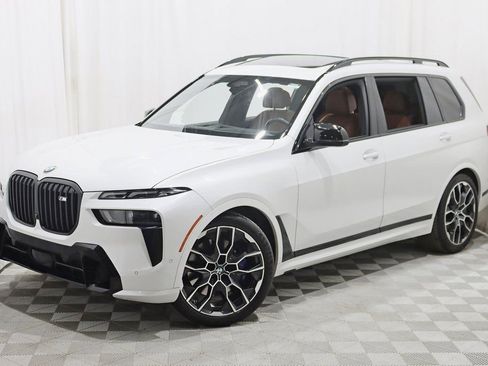 Used 2024 BMW X7 M60i w/ Executive Package image 7
