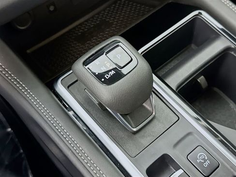 Used 2023 Nissan Pathfinder Platinum w/ Lighting Package (N93) FWD image 35