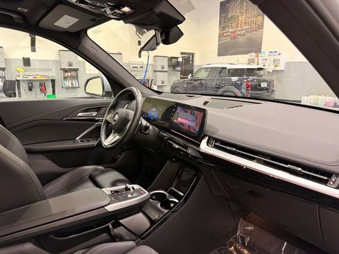 Used 2025 BMW X1 xDrive28i image 28