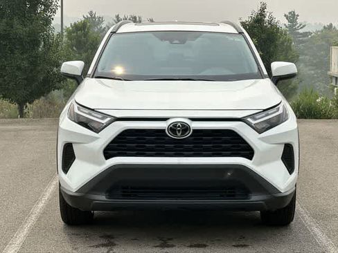 Used 2025 Toyota RAV4 XLE w/ Convenience Package AWD/4WD image 21