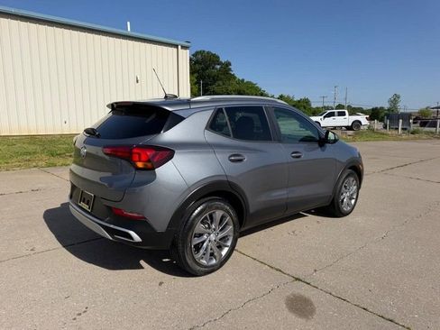 Used 2020 Buick Encore GX Select w/ Experience Buick Package FWD image 3