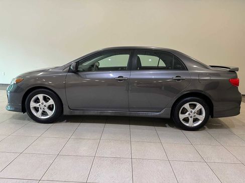 Used 2012 Toyota Corolla S FWD image 3
