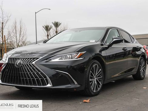 Certified 2024 Lexus ES 300h 300h image 3