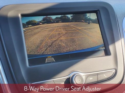 Used 2019 Chevrolet Equinox LT FWD image 21