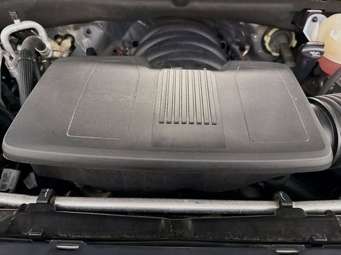 Used 2023 Chevrolet Tahoe RST w/ Sport Performance Package AWD/4WD image 33