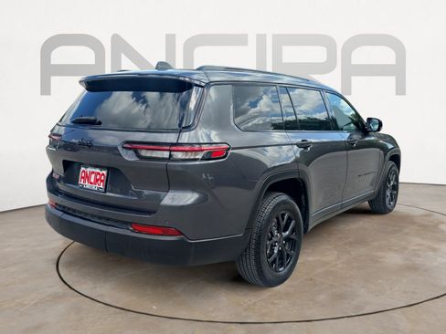 Certified 2025 Jeep Grand Cherokee L Laredo image 12