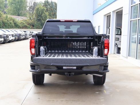 New 2026 GMC Sierra 1500 Elevation image 33