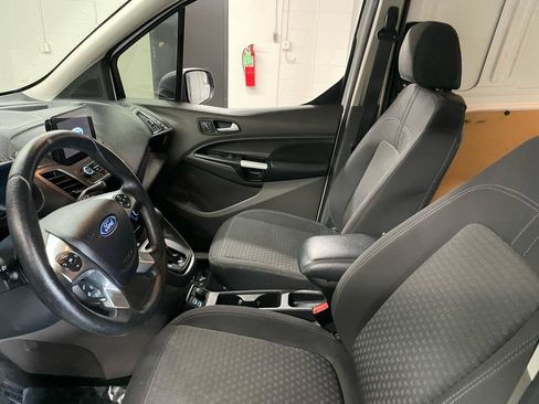 Used 2022 Ford Transit Connect XLT FWD image 13