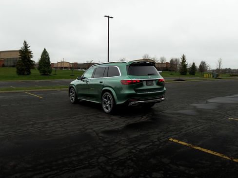 New 2026 Mercedes-Benz GLS 450 4MATIC image 14