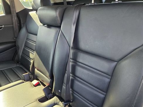 Used 2020 Kia Sorento SX FWD image 11