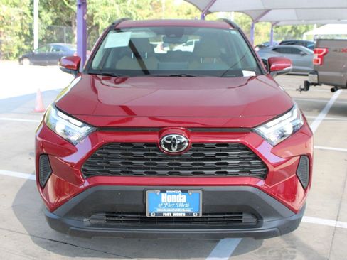 Used 2025 Toyota RAV4 XLE w/ Convenience Package AWD/4WD image 9