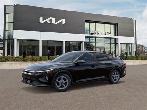 New 2025 Kia K4 LXS image 4