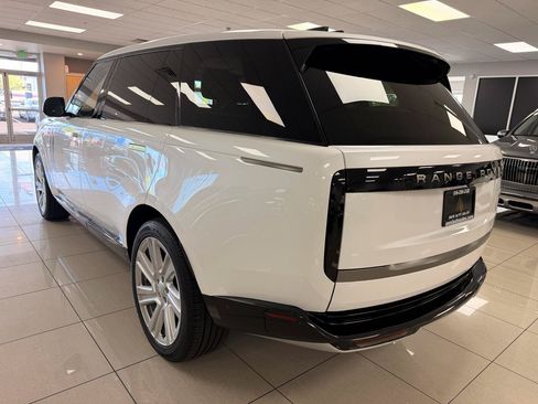 Used 2023 Land Rover Range Rover Long Wheelbase SE AWD/4WD image 6