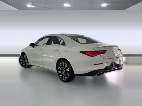 Used 2022 Mercedes-Benz CLA 250 image 3
