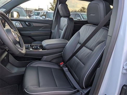 New 2026 Buick Enclave Avenir w/ Super Cruise Package image 19